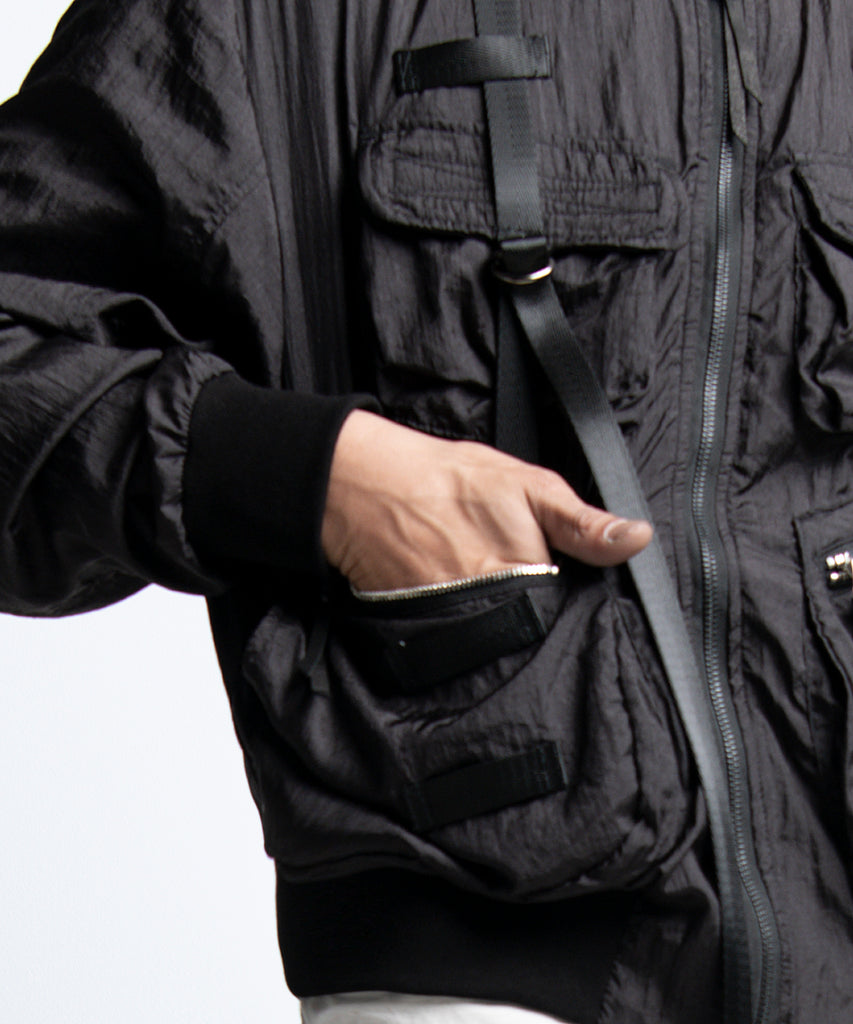 2401-JK01 Parachute Jacket 02 Black