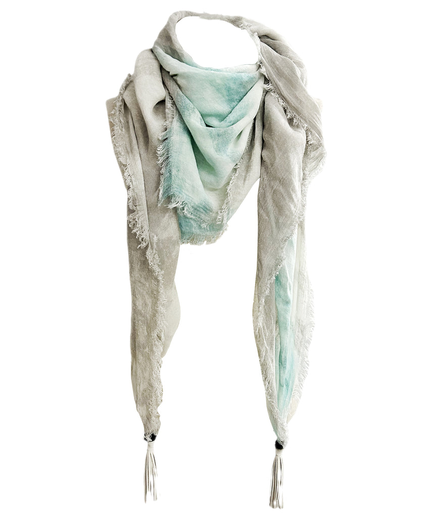 2501-ST02 Powder Storm Square Stole 03