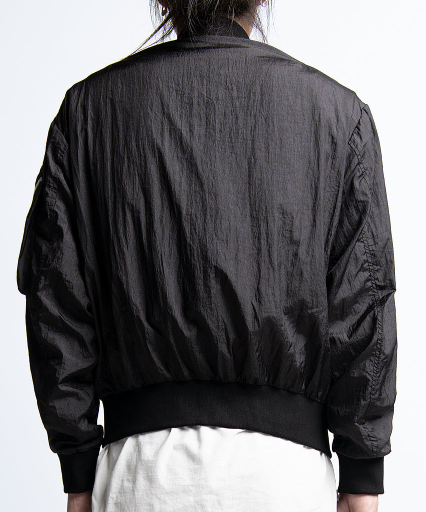 2401-JK01 Parachute Jacket 02 Black