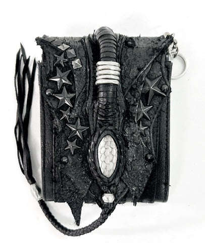 2502-W03 WC-Black Star 02