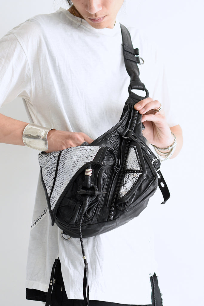 1901-BG13 KB-Shoulder / Chrome Diamond